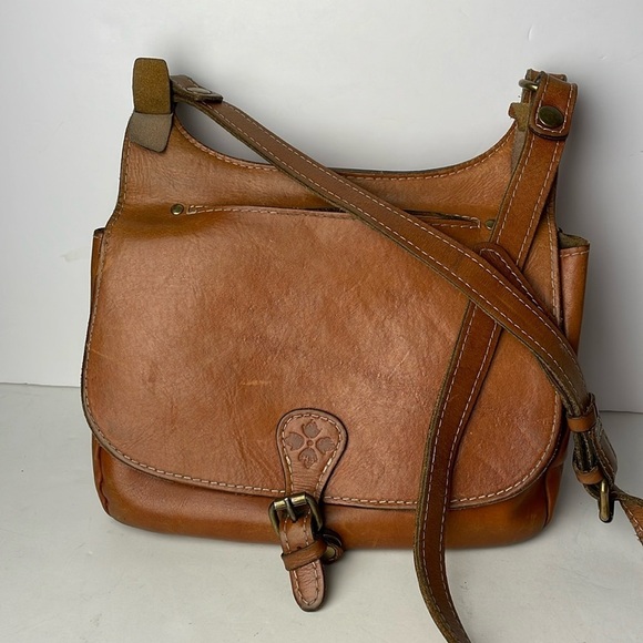 Patricia Nash London Brown Saddle Bag - Picture 2 of 13